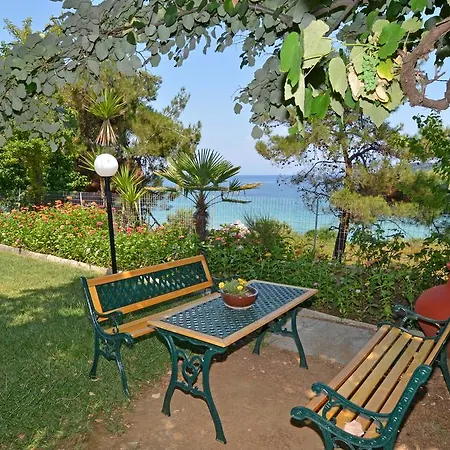 ゲストハウス Giannis αdults Only