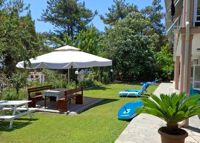 Casa de hóspedes Giannis αdults Only Koinira