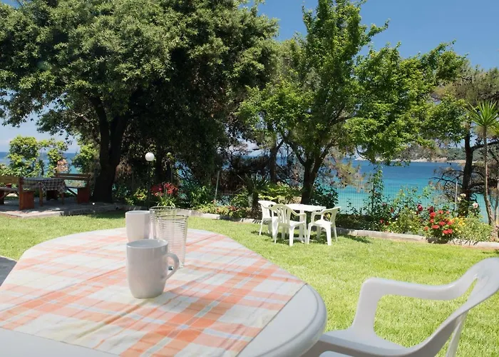 Giannis αdults Only 3*