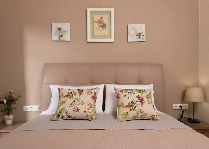 Giannis αdults Only Koinira